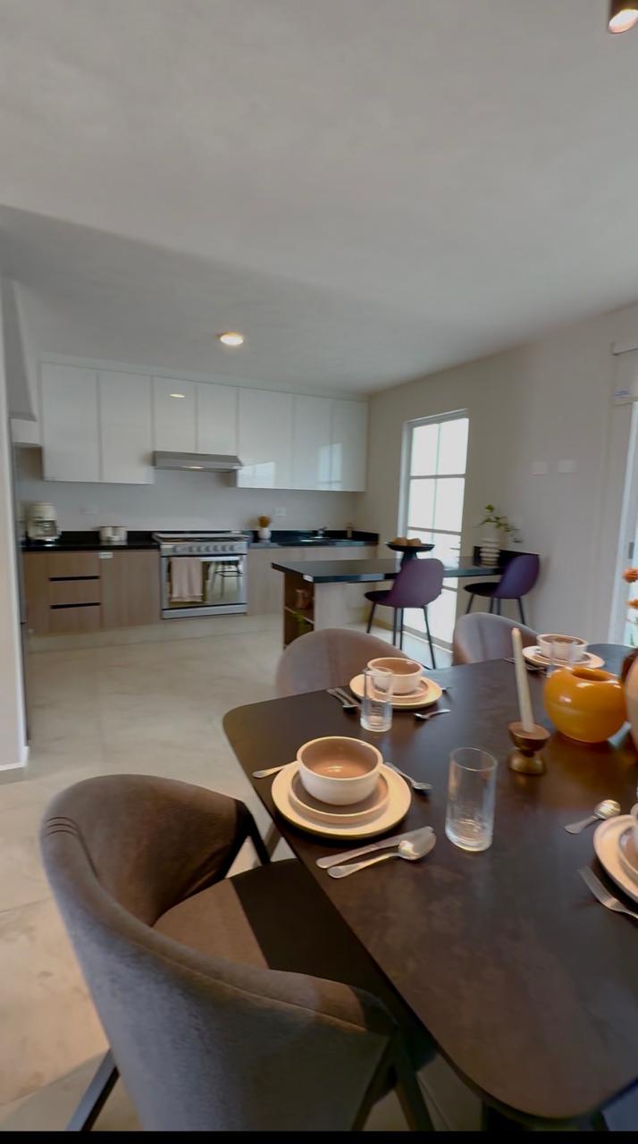 Casa en Venta al Sur de la Ciudad, Modelo Coimbra 2