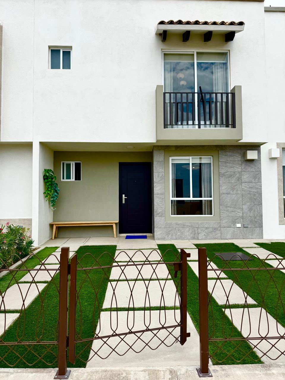 Casa en Venta al Sur de la Ciudad, Modelo Lucerna 2