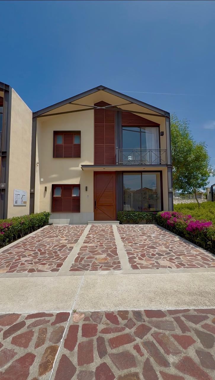 Casa en Venta en zona Norte de la Ciudad, Modelo Marfil